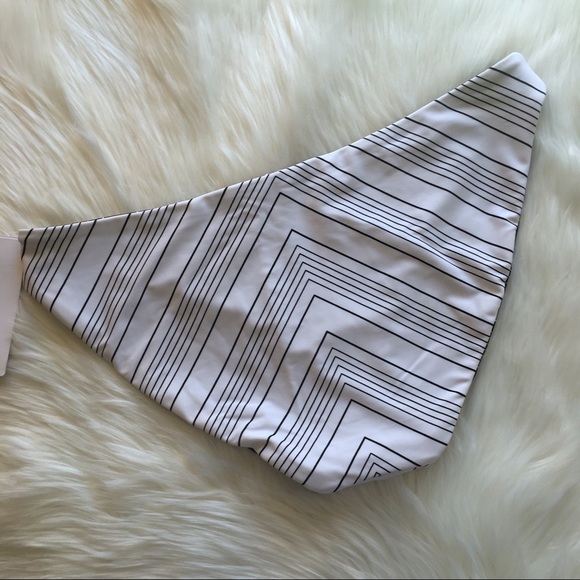 ATHLETA | Chevron Reversible Bikini Bottom XL - Picture 2 of 5